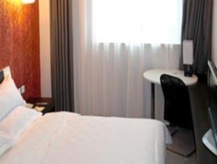 Fairyland Hotel Xiaodong Street คุนหมิง ภายนอก รูปภาพ